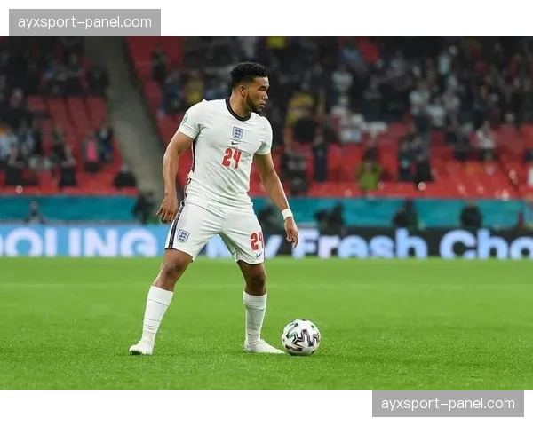 特写：伤愈归来的里斯·詹姆斯，在训练中如何重新适应英超的比赛强度